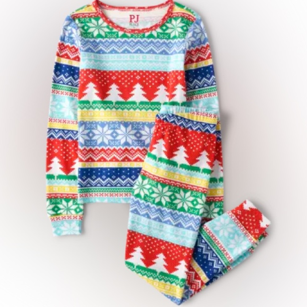 Children’s Place Holiday Patterned Pajama Set